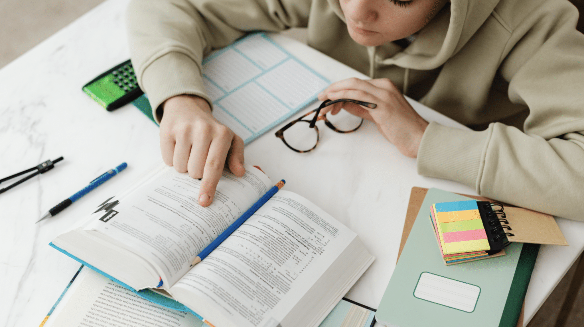 a student trying to study using effect techniques